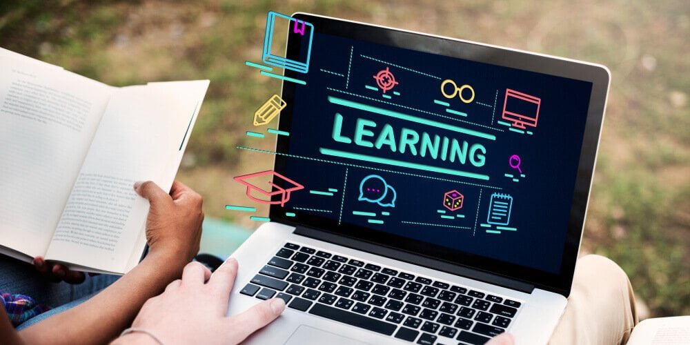 IITian Founded Startup Launches E-Learning Device For Indian Students